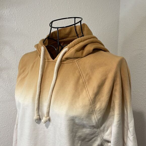 Universal Thread Women's Hooded Sweatshirt - Picture 4 of 9